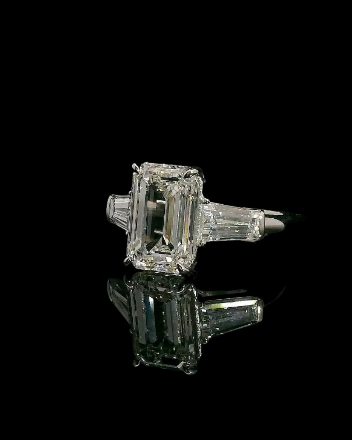 3.63CT Three Stone Emerald