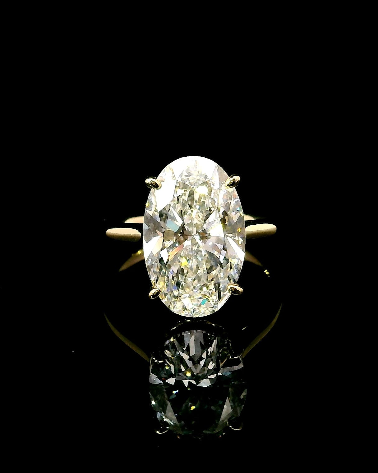 5.01CT Elongated Oval