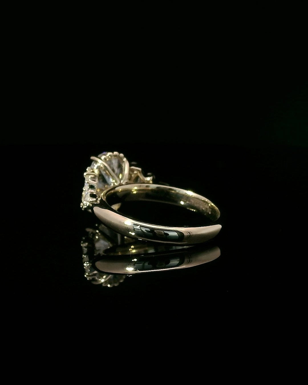 Oval Art Deco Ring
