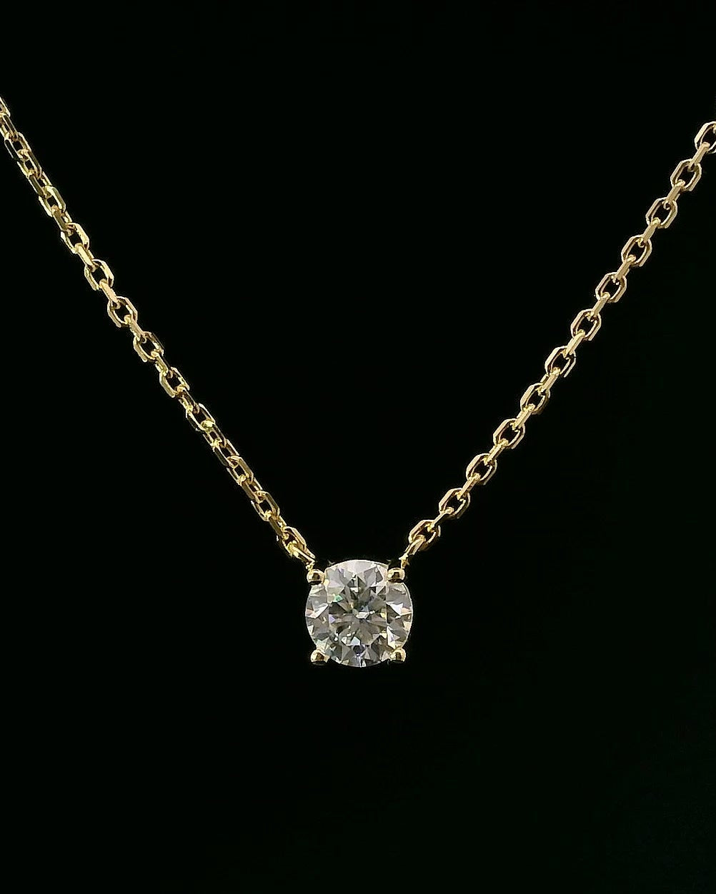 FLOATING DIAMOND SOLITAIRE NECKLACE