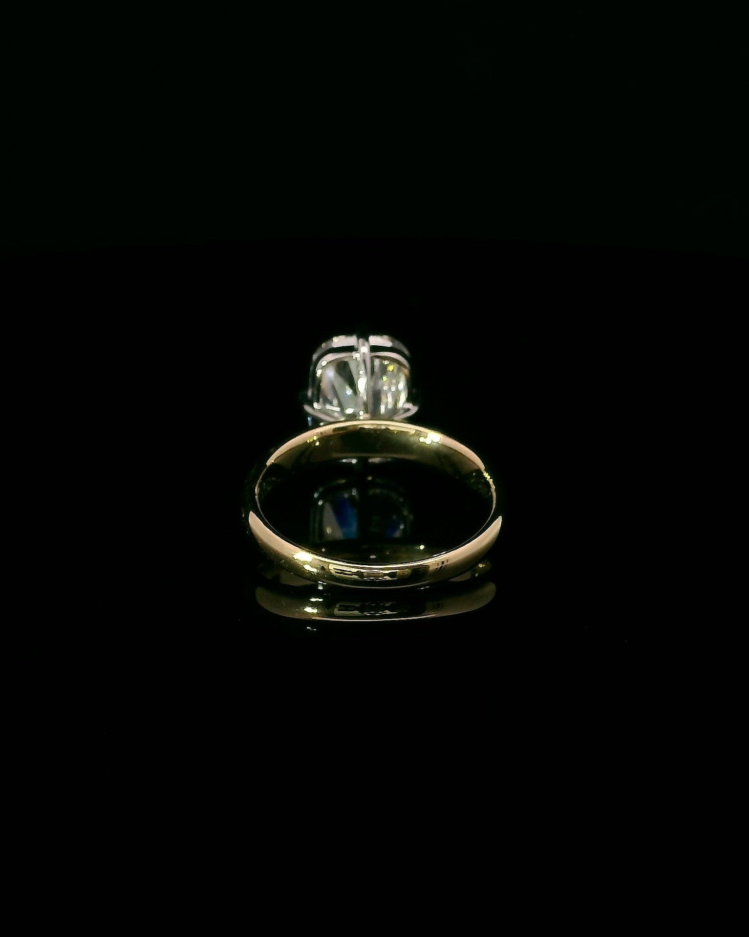 4CT Elongated Cushion Solitaire