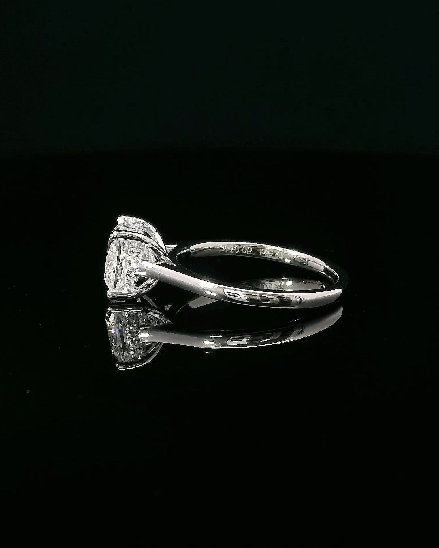 2.5CT Cushion Solitaire