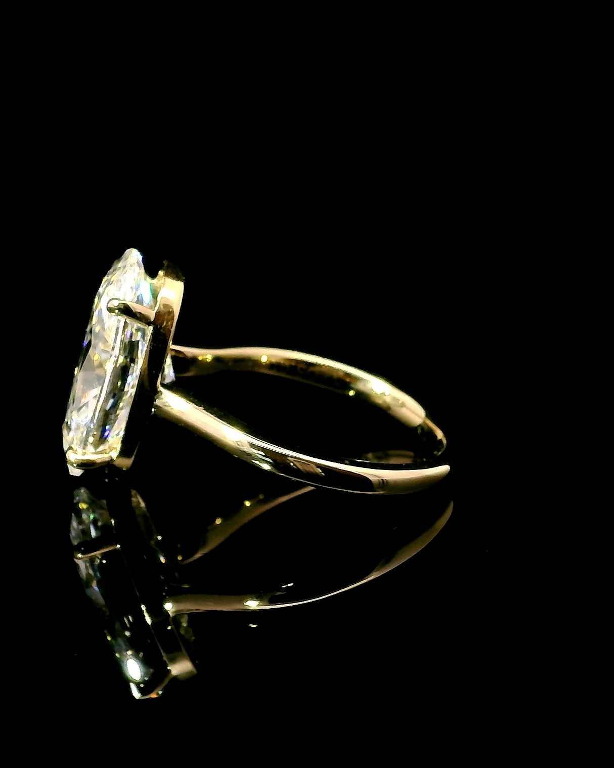 5.01CT Elongated Oval