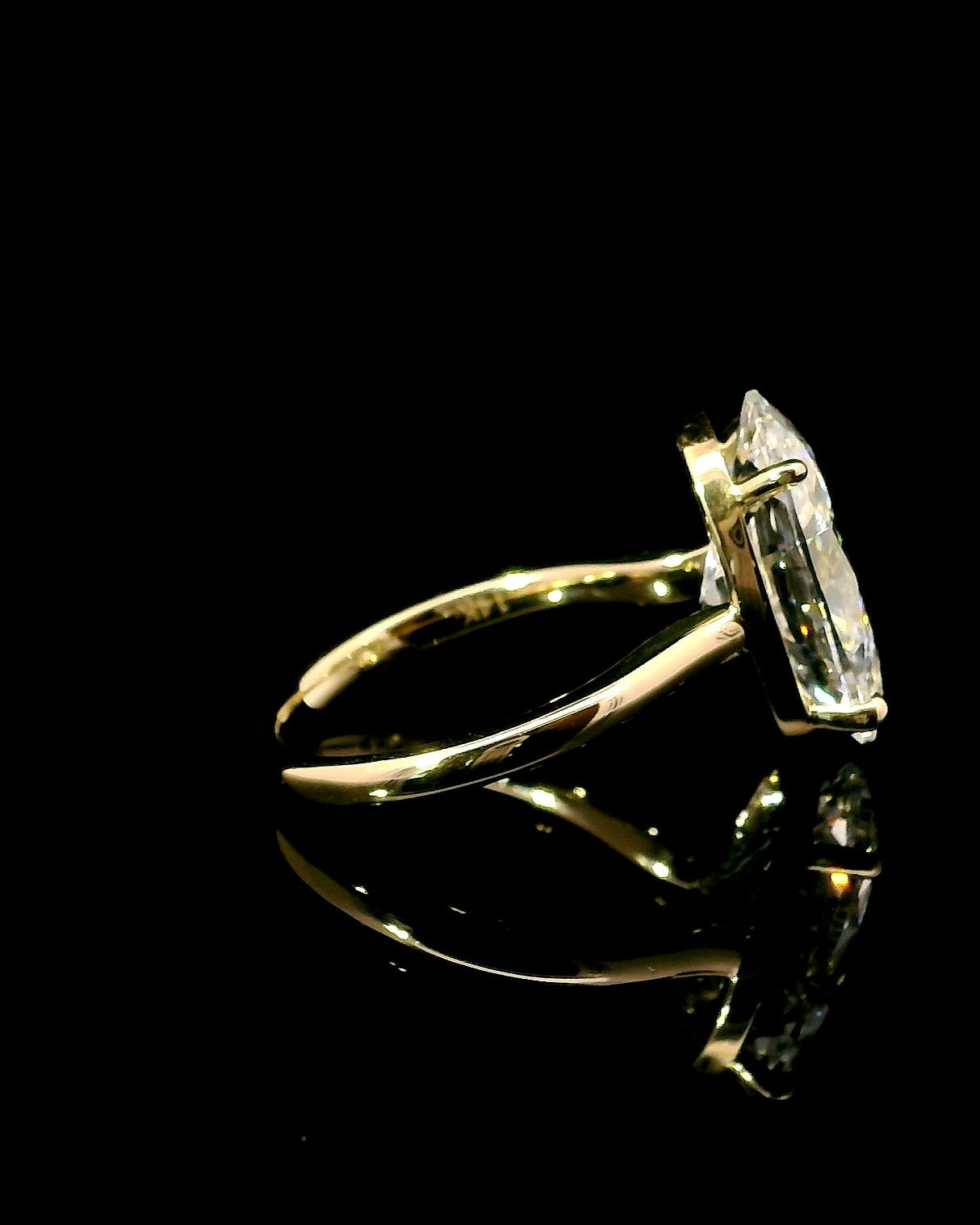 5.01CT Elongated Oval